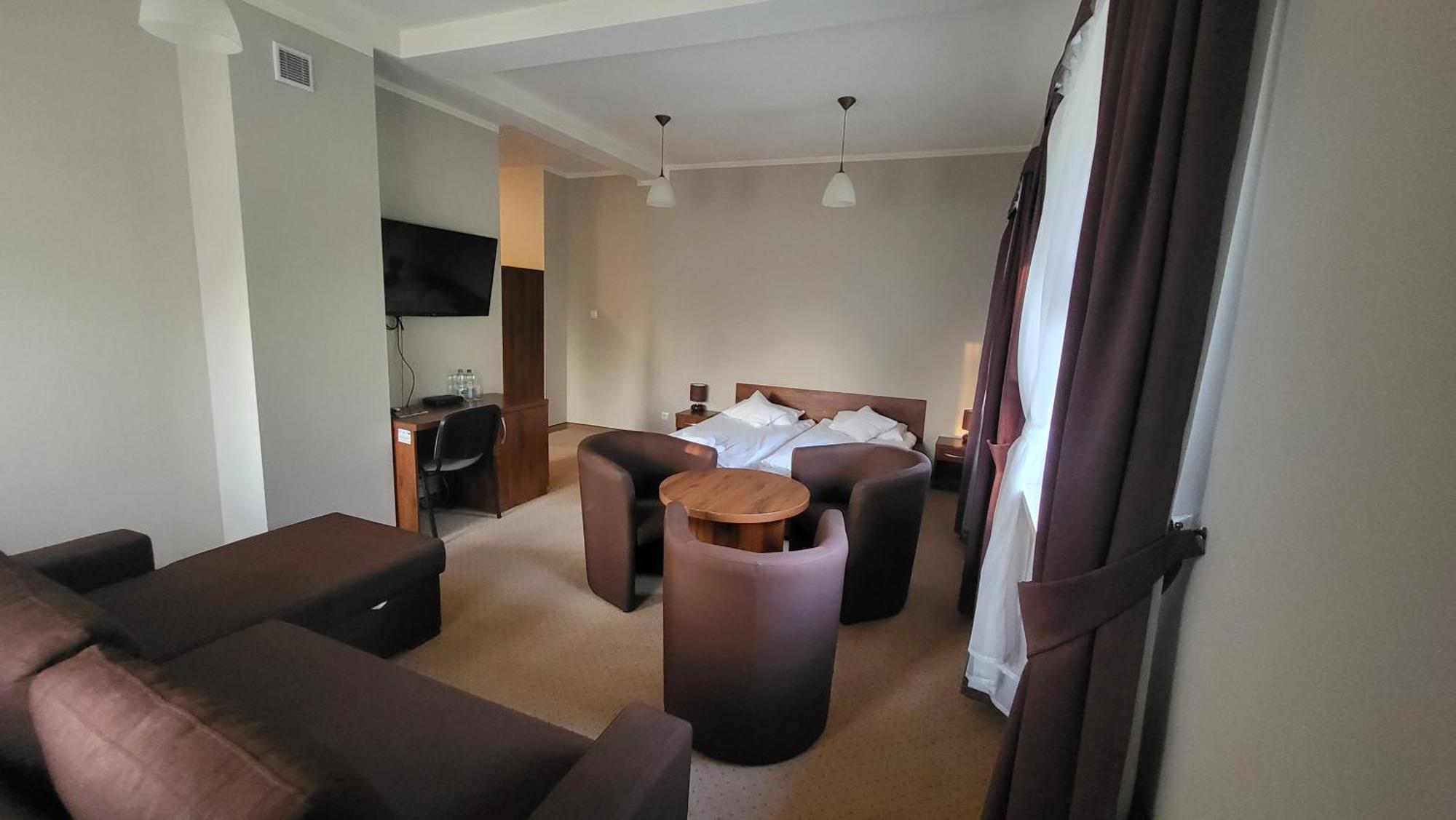 Hotel Chancza Spa & Restauracja Rakow  外观 照片