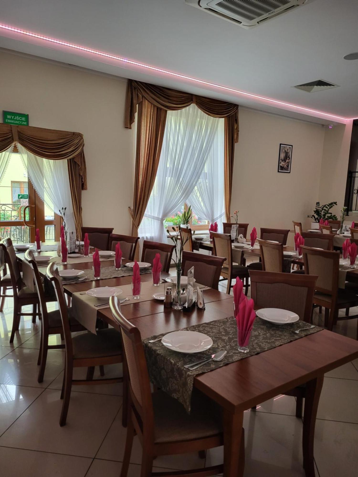 Hotel Chancza Spa & Restauracja Rakow  外观 照片